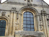 Saint Jouin de Marnes : vitraux de l'abbatiale Saint Jouin