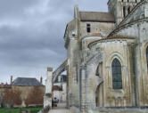 Saint Jouin de Marnes : arc boutant de l'abbatiale Saint Jouin