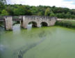 Saint Loup Lamairé : douves et pont 