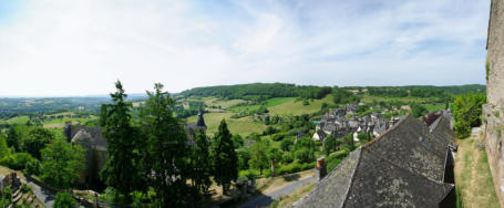 Turenne : paysage de puis le château