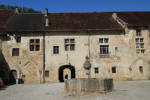 Baume les Messieurs :abbaye Saint Pierre